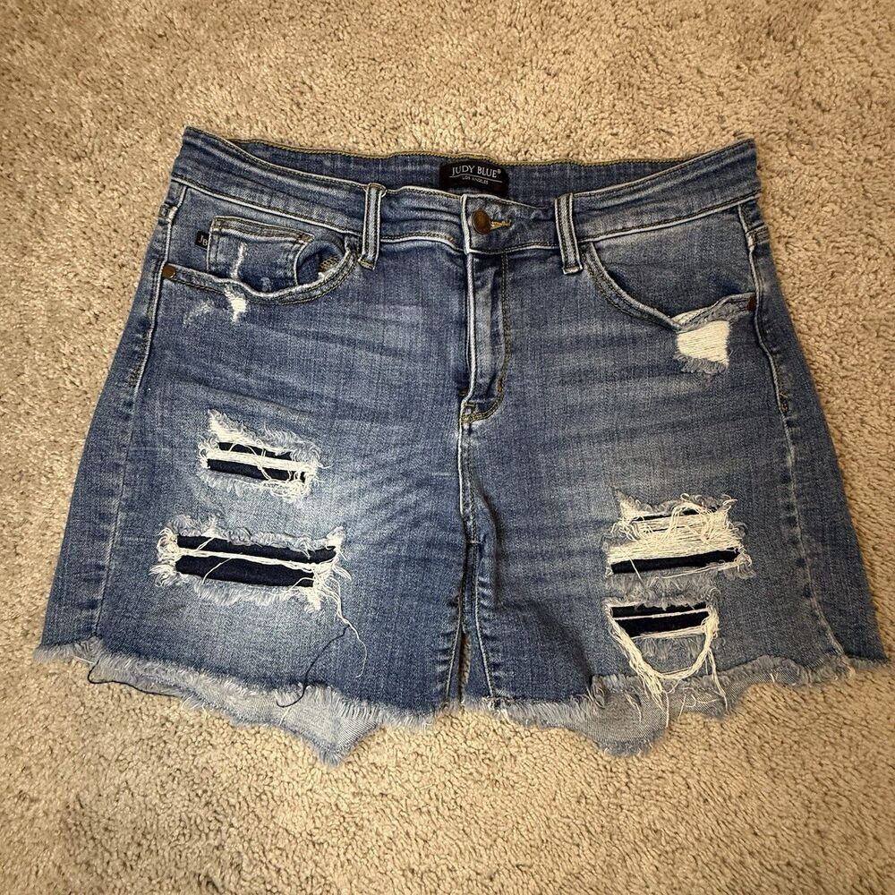 JUDY BLUE Distressed Tulip Hem Jean Shorts Women XL Dark Wash Denim JB15206MD